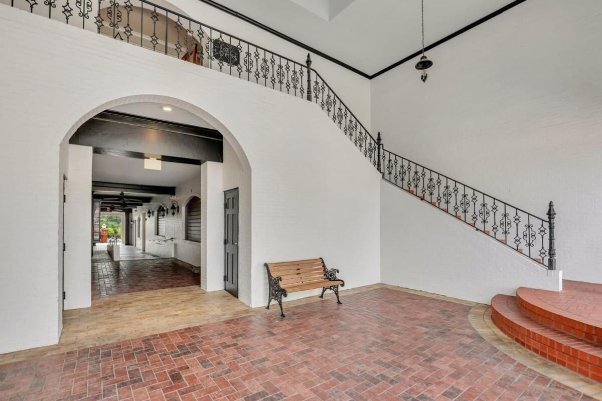 Eagle'S Nest - Spacious Loft Downtown - Near Gsu Statesboro Exteriér fotografie